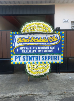 Papan Bunga Duka di Batang Arau