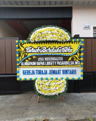 Papan Bunga Duka di Batang Arau