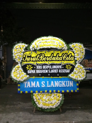 Papan Bunga Duka di Batang Arau